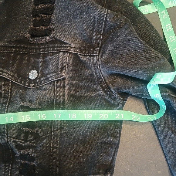Black Distressed Cropped Denim Jacket, Shein Large, Edgy Grunge Fray - Picture 4 of 7